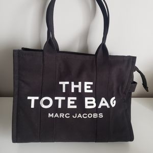 Marc Jacobs The Tote Bag Large